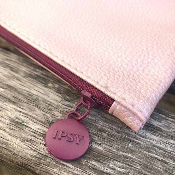 Ipsy - Pink Makeup Bag - Picture 2 of 7